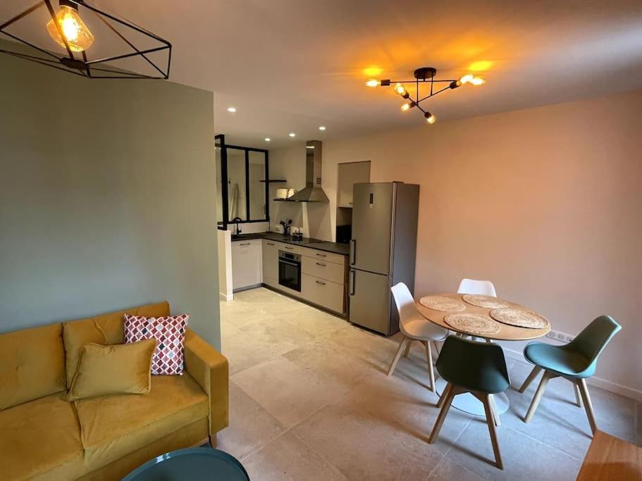 Appartement Neuf Au Coeur De Tolón Exterior foto